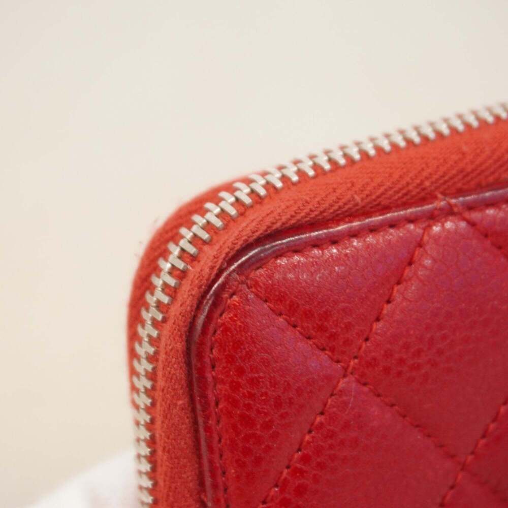 CHANEL Red Caviar Leather Wallet - Picture 8 of 11